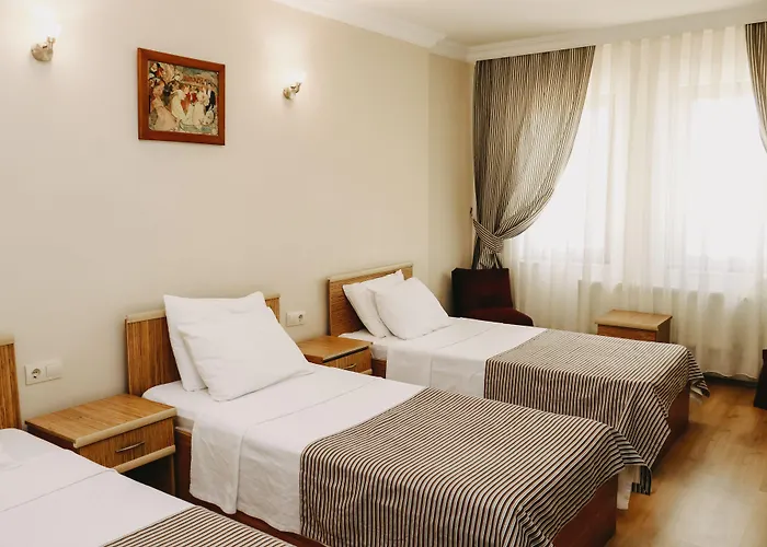 호텔 Ece 에체밧