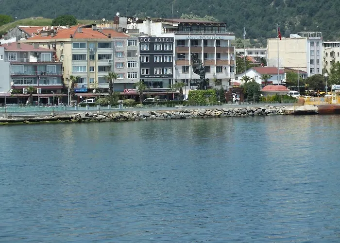 호텔 Ece 에체밧