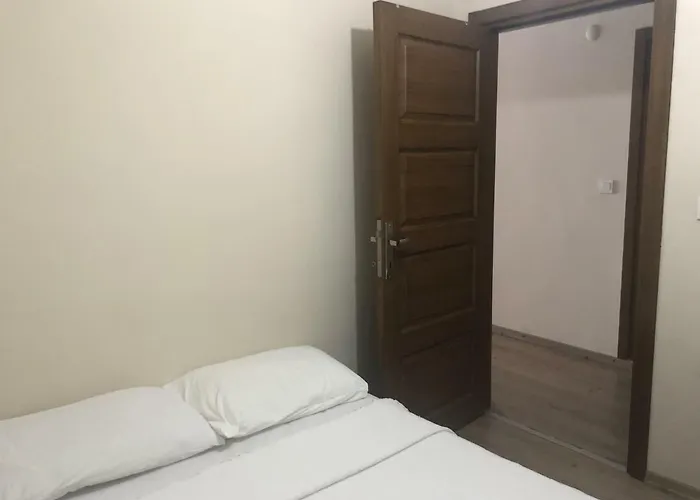 호텔 Ece 에체밧