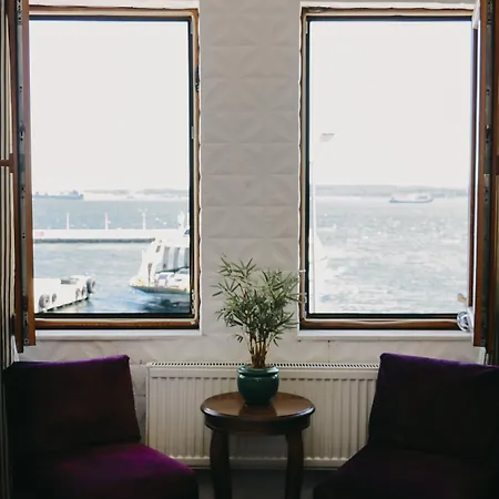 Ece Hotel