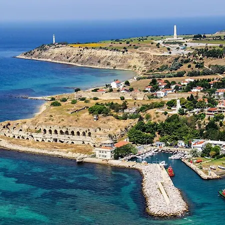 Ece 4* 埃杰阿巴德